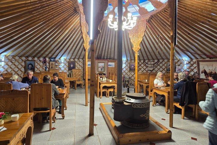 モンゴル・フスタイ国立公園へのプライベート日帰り旅行