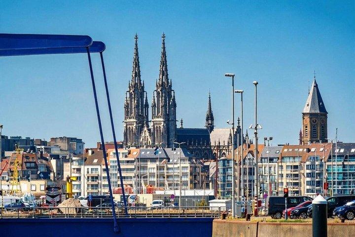 Hello Ostend: Private 2-Hour Intro City Walk with Local Guide