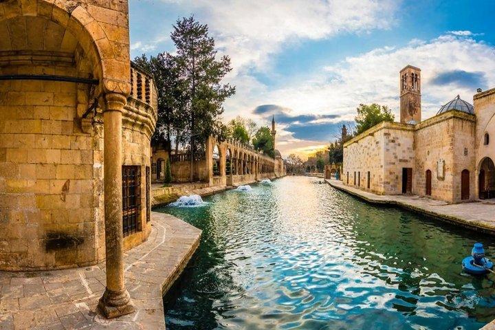 2 Day Şanlıurfa Tour: Göbeklitepe & Karahantepe (All-Inclusive)