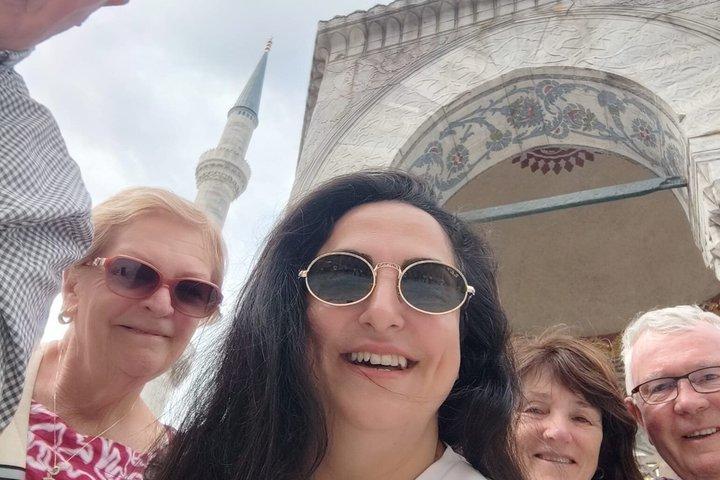 Istanbul Hidden Gems Private Tour: Included Street Food Tasting