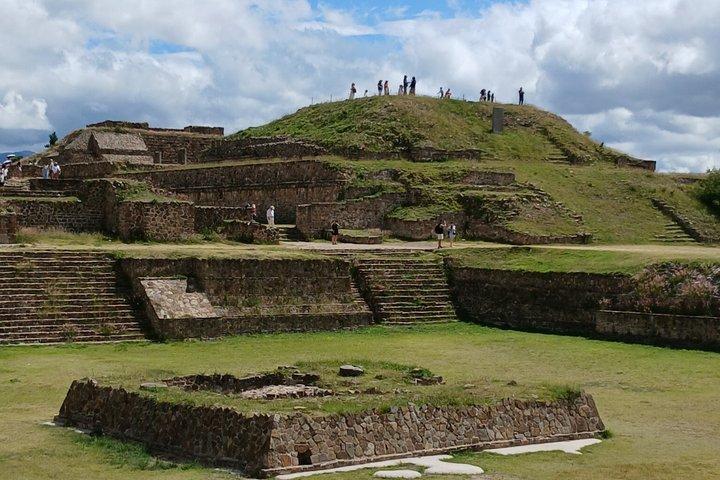 Seize the morning and explore Monte Albán from Oaxaca