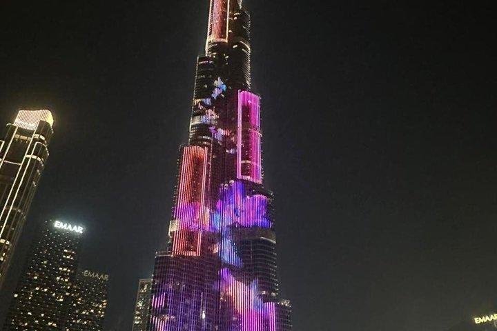 ドバイの夜間乗り継ぎおよびストップオーバーシティツアー（空港送迎付き）