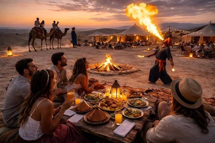 Kamelridning i solnedgången i Agafayöknen och middag från Marrakech