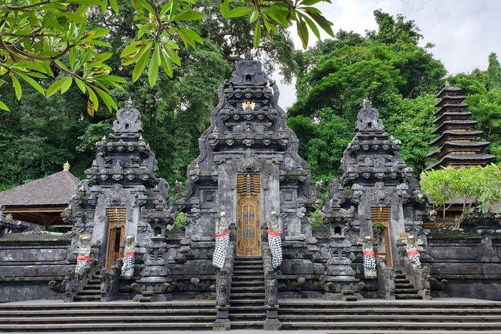 東バリ島ツアー：ベサキの母なる寺院