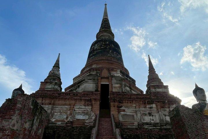 Small Group Ayutthaya UNESCO Temples Full-Day Tour by Alphard