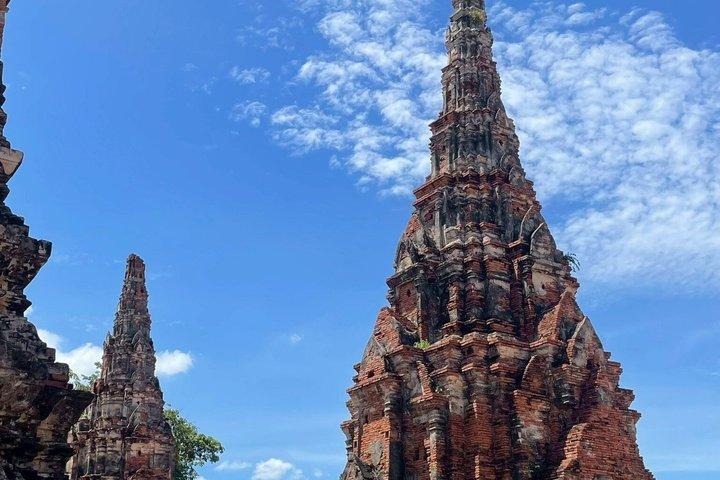 Small Group Ayutthaya UNESCO Temples Full-Day Tour by Alphard