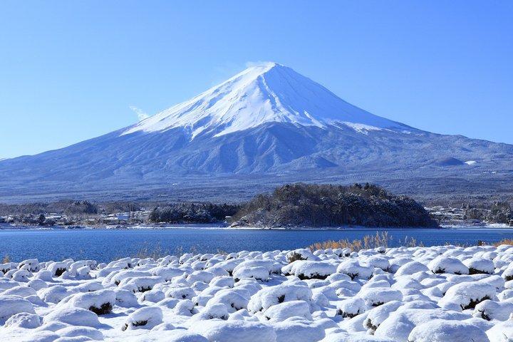 東京発ホテル送迎付き富士山スモールグループ日帰りツアー