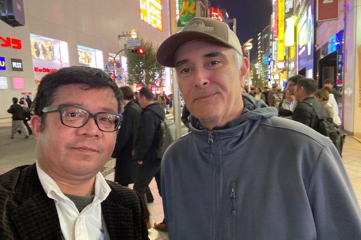 地元の日本語ガイドとの新宿ウォーキングツアー：隠れた名所