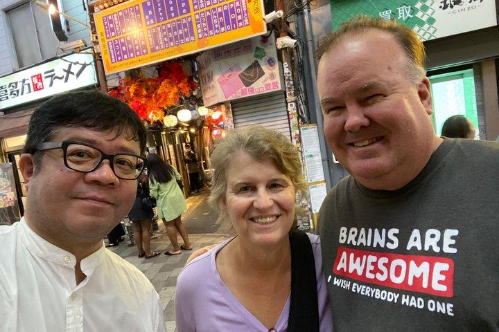 地元の日本語ガイドとの新宿ウォーキングツアー：隠れた名所