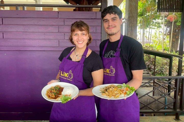 チェンマイ市場からテーブルまでのタイ料理教室（グランドキャニオンオプション付き）