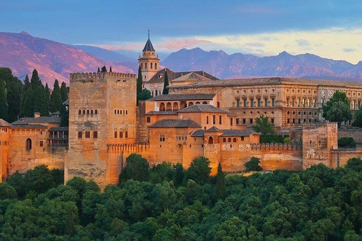 Visite privée complète de l'Alhambra avec guide officiel