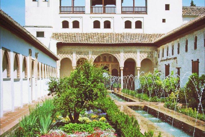 Visite privée complète de l'Alhambra avec guide officiel