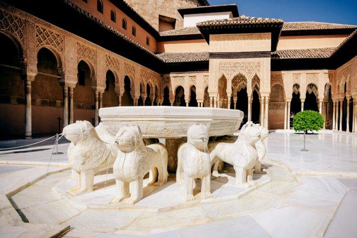 Visite privée complète de l'Alhambra avec guide officiel