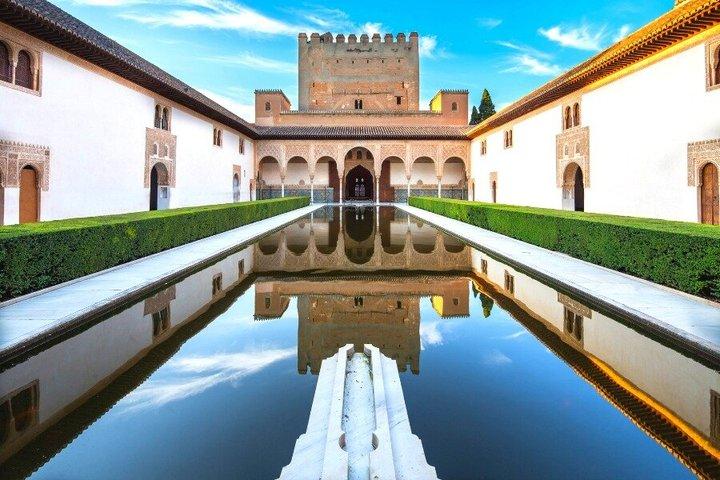 Visite privée complète de l'Alhambra avec guide officiel