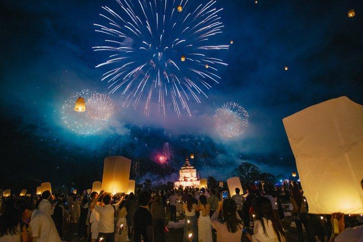チェンマイ 2027 CAD 新年カウントダウン スカイランタン 公式