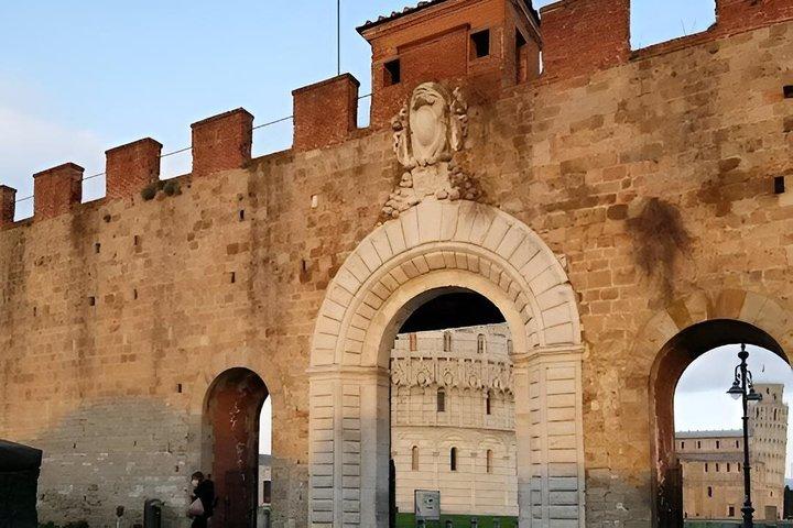 Pisa's UNESCO Square: A Self-Guided Audio Tour