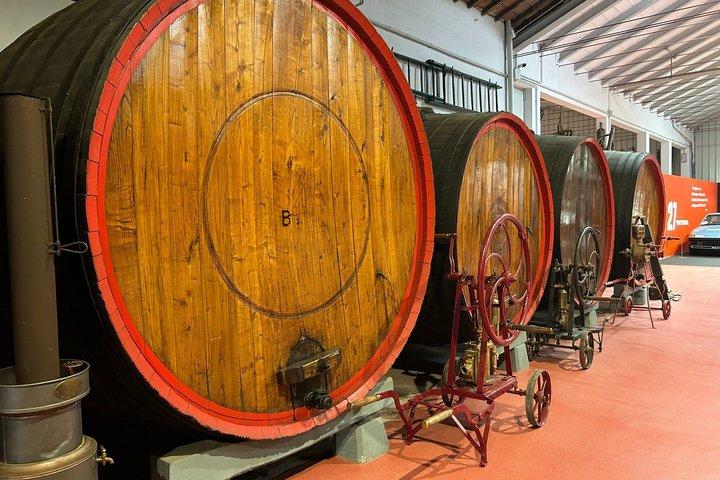 フードバレーツアー：パルミジャーノ、バルサミコ、ワイン、ランチ、交通手段