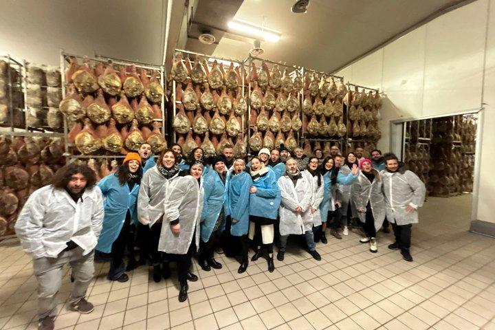 モデナテイスティング：プロシュット、パルミジャーノ、バルサミコ、ワイン、輸送