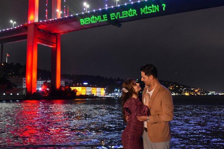 ボスポラス島イスタンブールプライベートラグジュアリーヨット