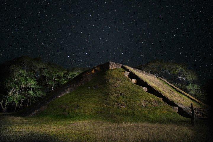 エルサルバドルのシウアタン遺跡、スチトト、そしてラム体験を発見する