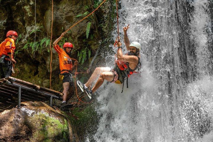Visite d'une demi-journée de canyoning