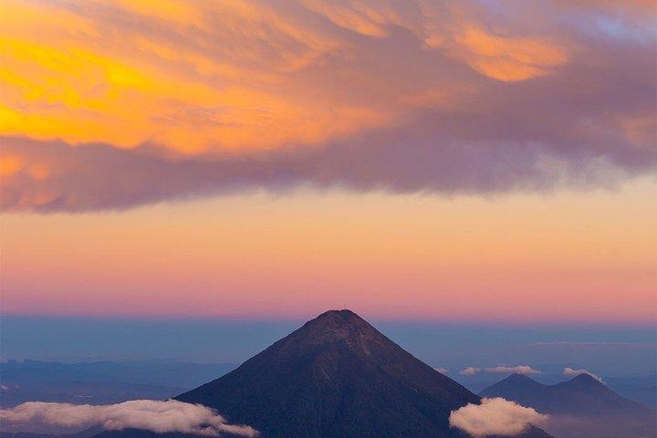 パカヤ火山の豪華なサンセット乗馬ツアー/溶岩シェフによるディナー
