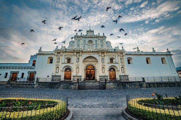 Antigua 1542: A cultural walking tour