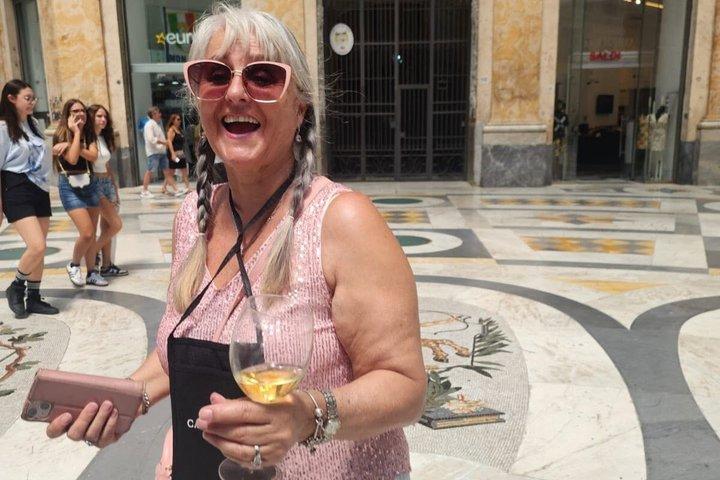 Shopping Tour with Aperitivo Naples Like a Local