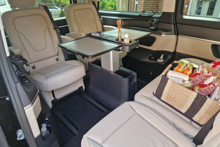 ストーンヘンジ レイコックとバース経由でロンドン発着の高級自家用車の日帰りレンタル
