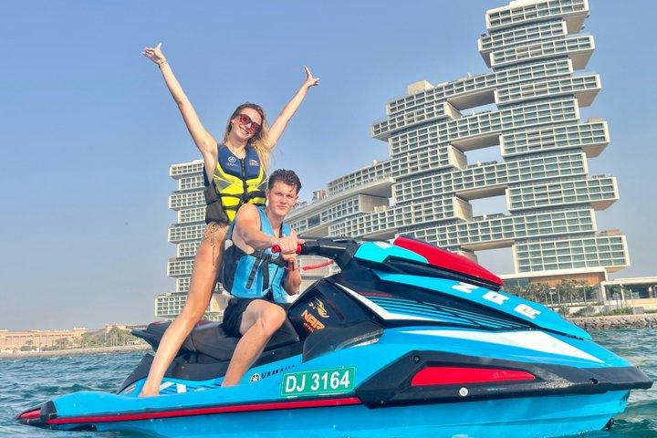 ドバイ ジェットスキーレンタル 1時間 ブルジュ・アル・アラブ アトランティス 無料写真動画