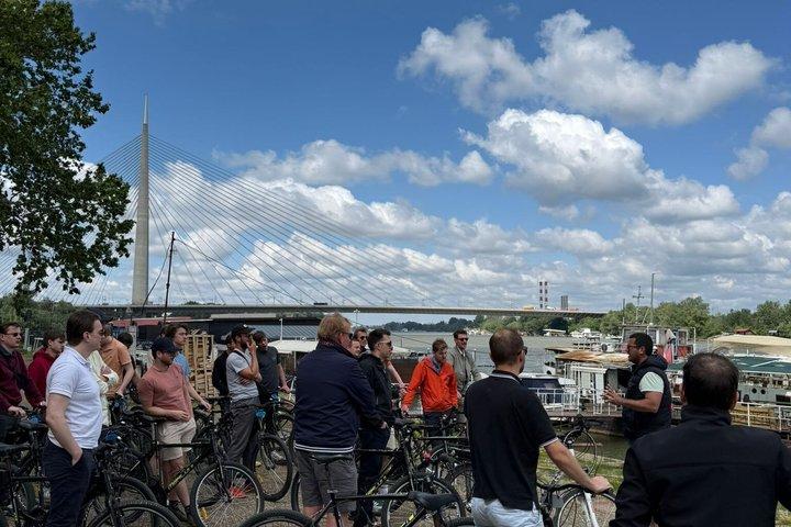 ベオグラードEバイクツアー：パワーグライド！