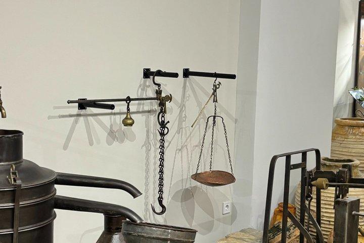 アクロポリスの眺め付きのアテネオリーブオイル博物館とテイスティング