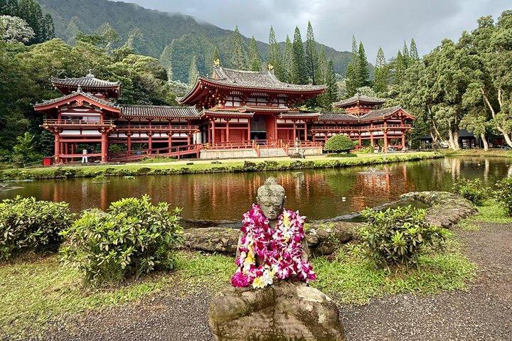 Oahu Circle Island Tour with North Shore, Dole & Byodo-In