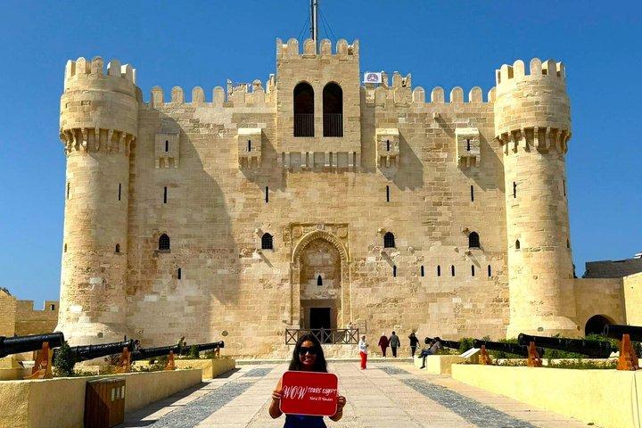 カイロからのプライベートアレクサンドリア日帰り旅行 チケットとランチ