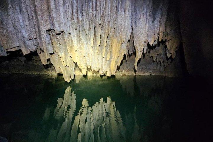 Caracol og Barton Creek Huleeventyrstur