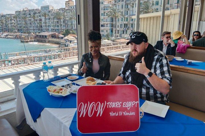 カイロからのプライベートアレクサンドリア日帰り旅行 チケットとランチ