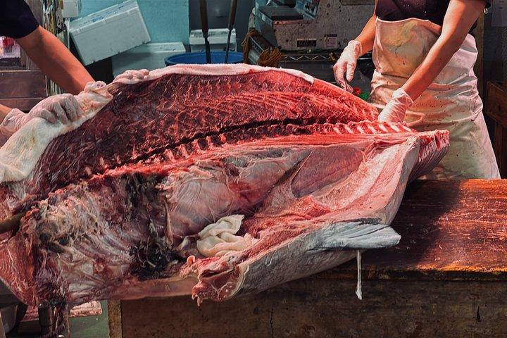 VIP Tuna auction experience WI TOKYO NATIVE