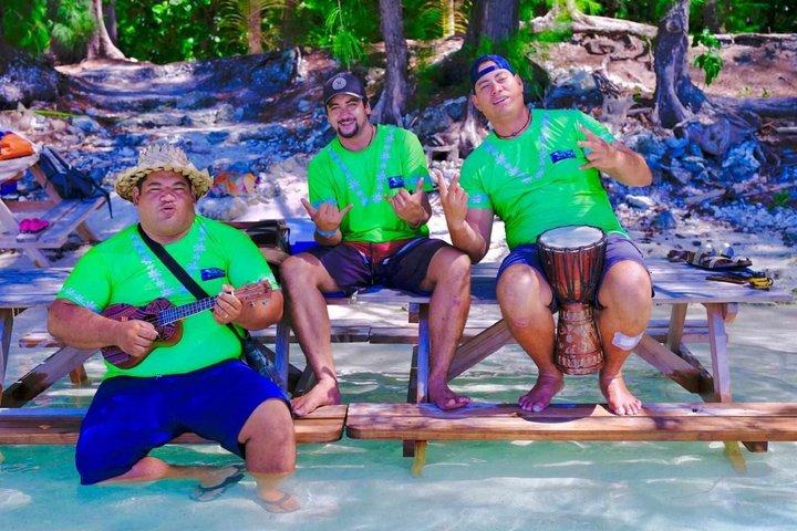 Activity/Excursion Lagoon Tour to Moorea by Canoe 6 hours