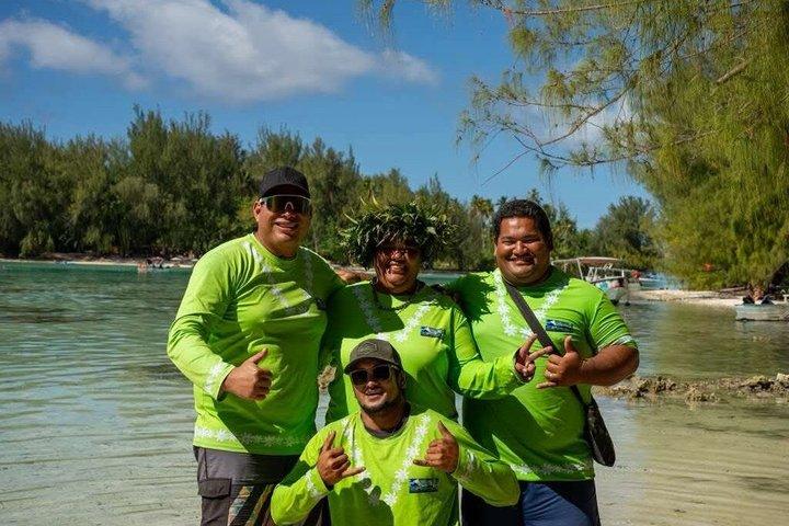 Activity/Excursion Lagoon Tour to Moorea by Canoe 6 hours