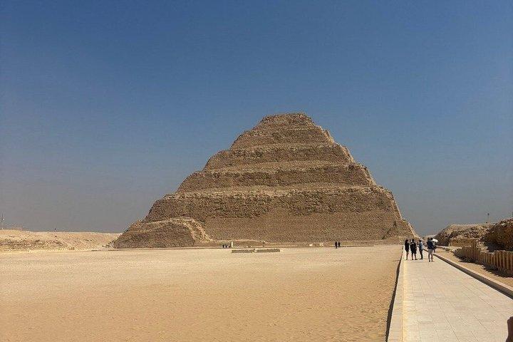 Tour de día completo por El Cairo desde Luxor