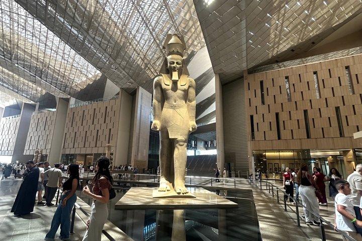 Tour de día completo por El Cairo desde Luxor