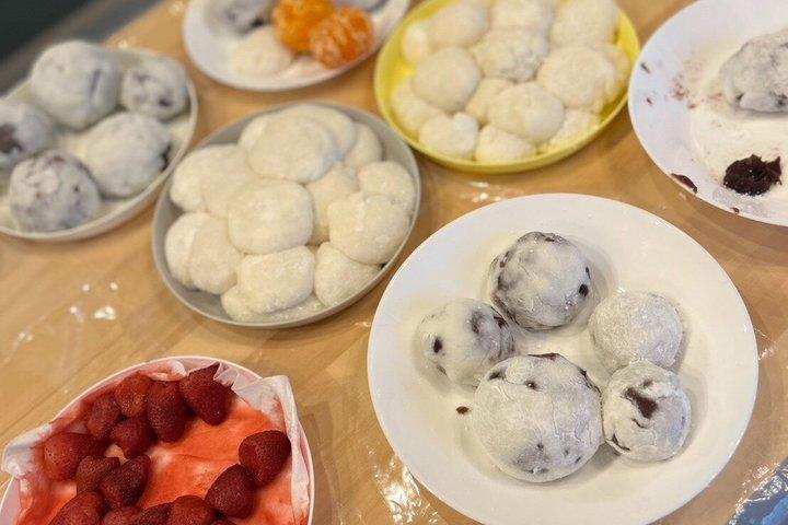 大阪：もちつきと抹茶作りをJP最長通りで