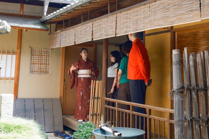 京都茶道と歴史的な町家ファンショップツアー