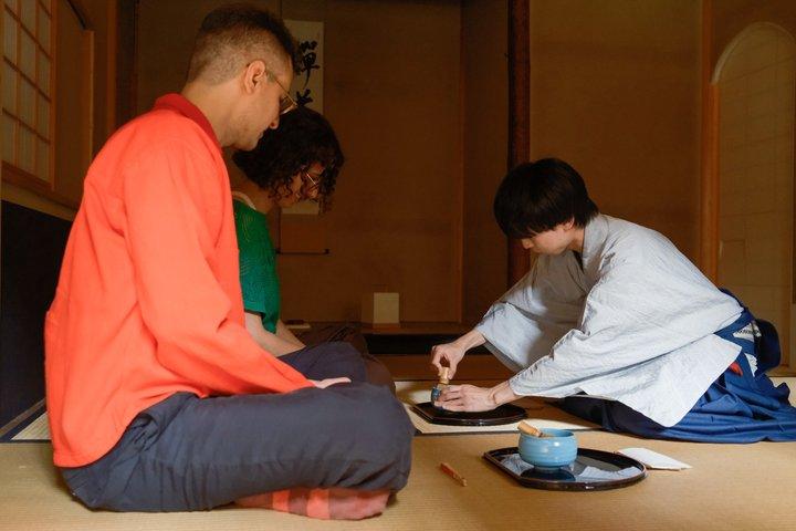 京都茶道と歴史的な町家ファンショップツアー