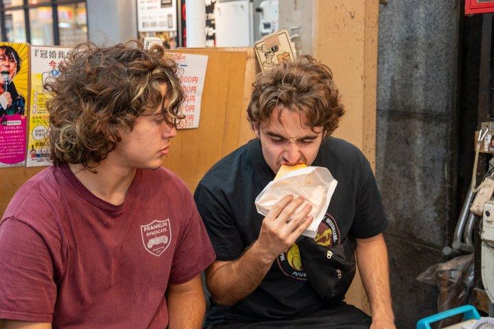 4 - 天満のバー巡りストップ：大阪の最高の味と飲み物入門