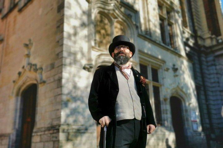 1913年の世界に浸る、リールのユニークなガイド付きツアー