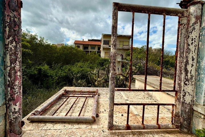 Cyprus: Private Varosha Ghost Town Tour