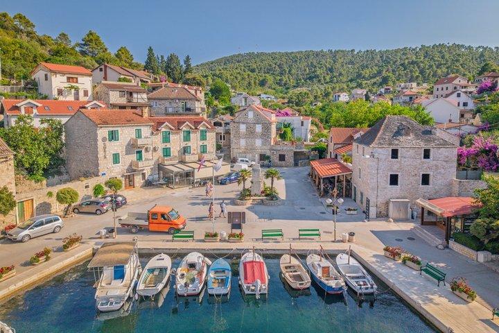 Tre isole: Brac, Hvar e isole Pakleni da Spalato