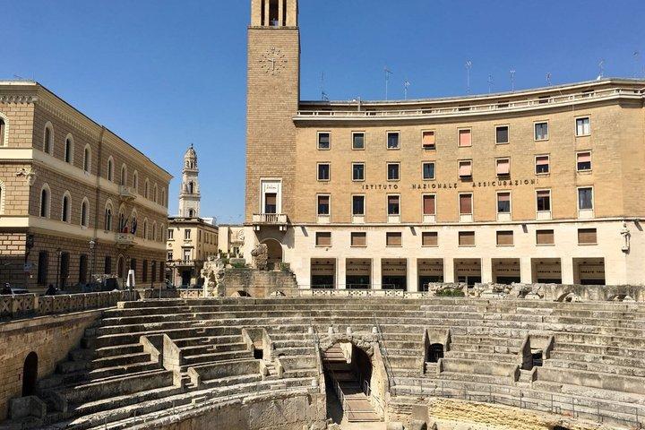 Lecce Private Tour in Duomo Santa Croce and Roman Amphitheater