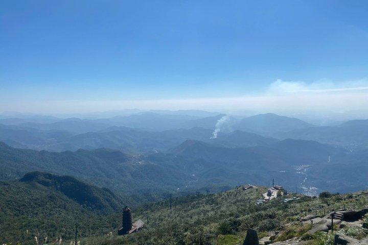 ハノイ：イエンツー山の神聖な美しさへのプライベート日帰り旅行